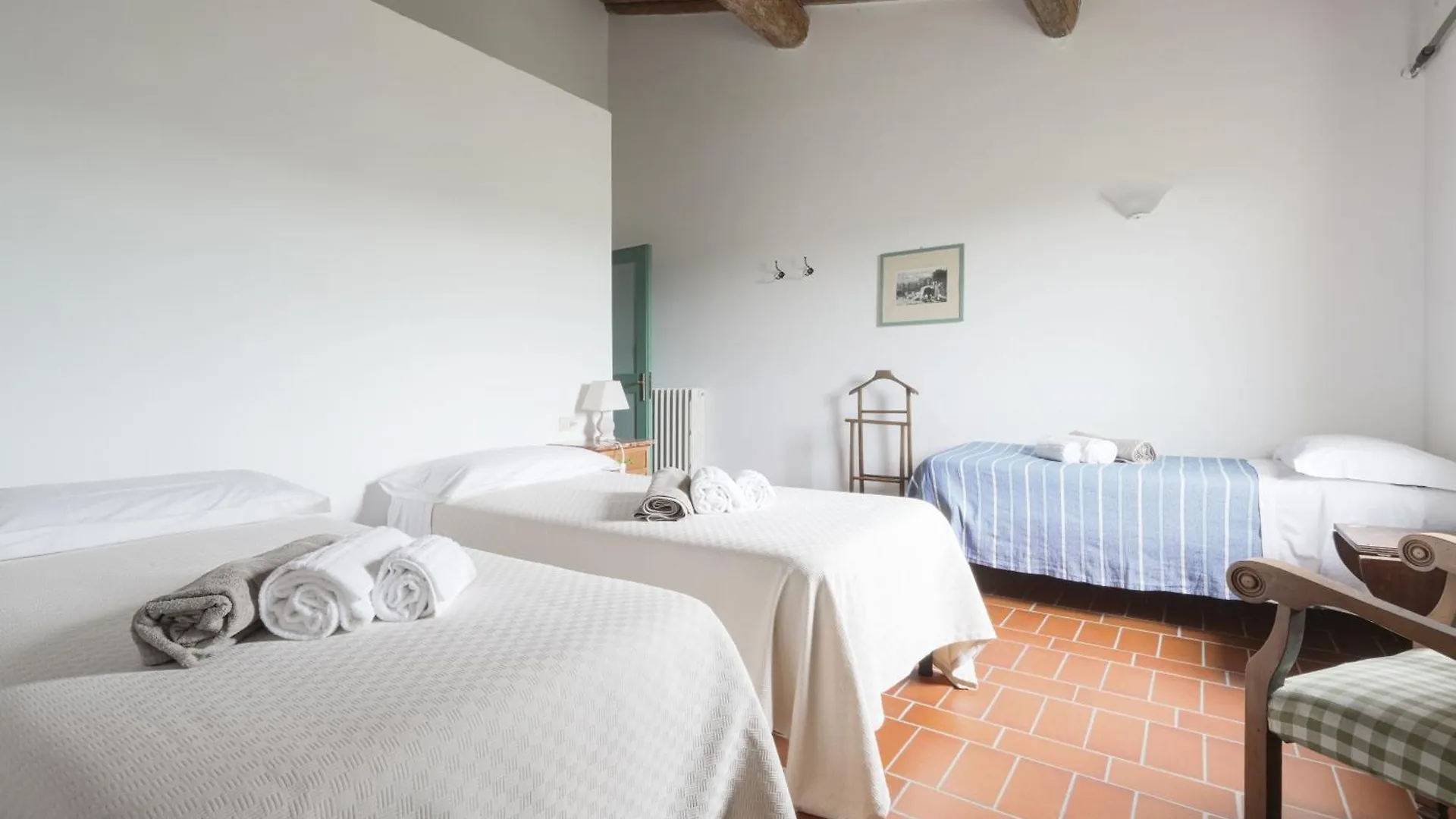 Agriturismo La Ca'Solare Palaia 0*,  Italien