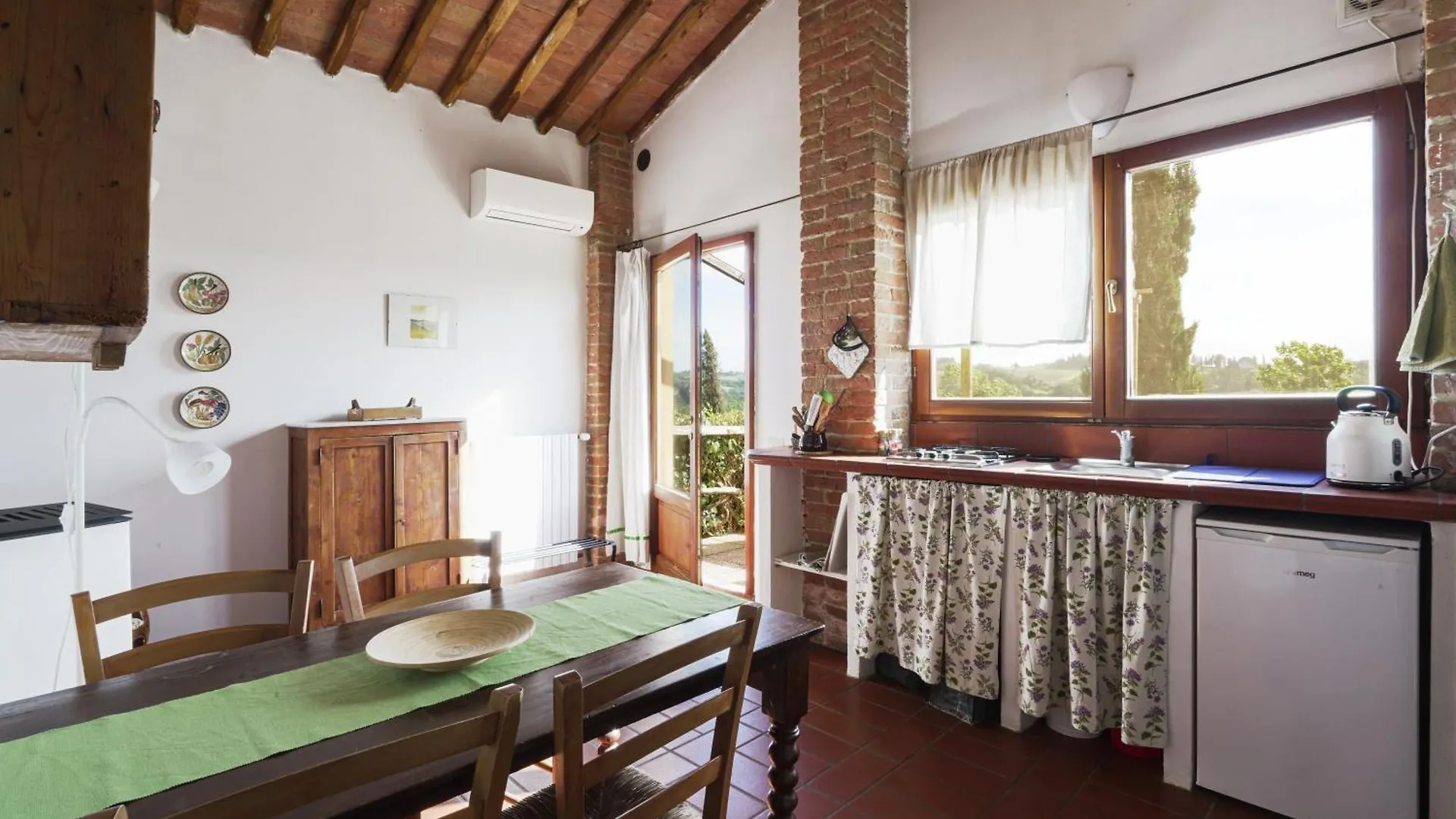 Agriturismo La Ca'Solare Palaia Apartmán