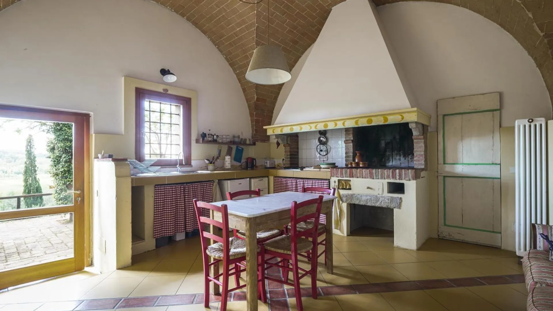 Agriturismo La Ca'Solare Palaia Apartmán