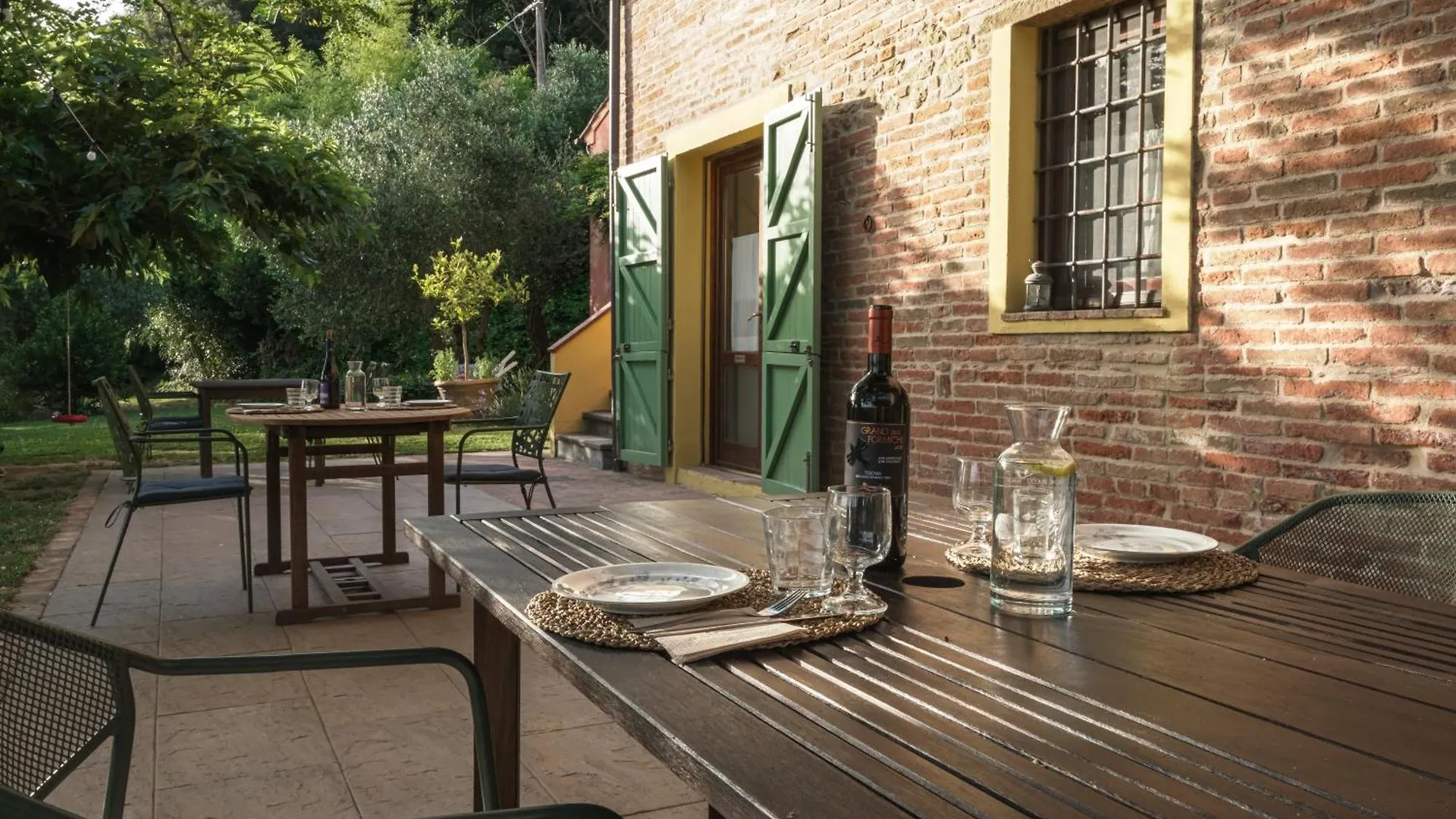 Agriturismo La Ca'Solare Palaia 0*,